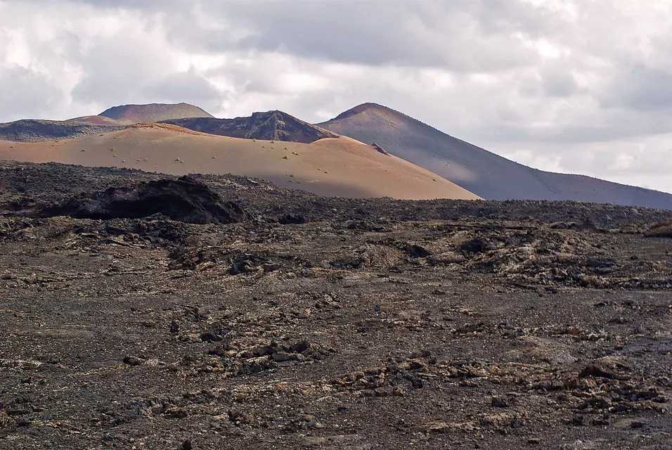 Вулканический ландшафт Timanfaya на Лансароте